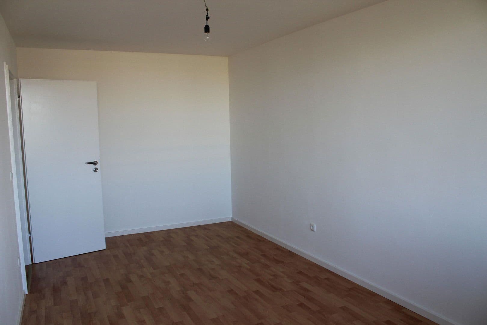 Prenájom bytu 3-izbový 63 m², Salbauerstrasse 5, München, Bavorsko Prenájom bytu 3-izbový 63 m², Salbauerstrasse 5, München, Bavorsko