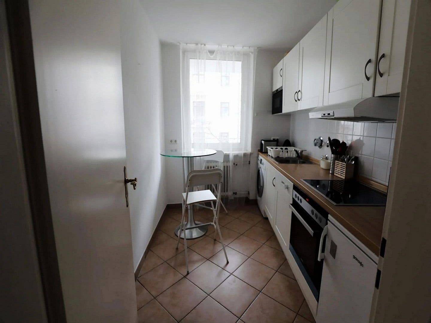 Prenájom bytu 2-izbový 60 m², München, Bavorsko Prenájom bytu 2-izbový 60 m², München, Bavorsko