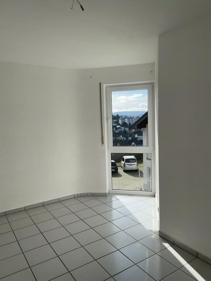 Predaj bytu 3-izbový 106 m², Konz, Porýnie-Falcko Predaj bytu 3-izbový 106 m², Konz, Porýnie-Falcko