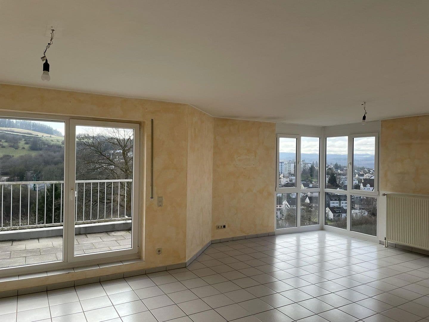 Predaj bytu 3-izbový 106 m², Konz, Porýnie-Falcko Predaj bytu 3-izbový 106 m², Konz, Porýnie-Falcko