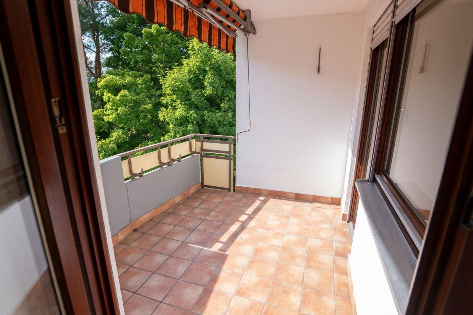 Predaj bytu 4-izbový 100 m², Blauenstraße 17, Singen (Hohentwiel), Bádensko-Wurttembersko Predaj bytu 4-izbový 100 m², Blauenstraße 17, Singen (Hohentwiel), Bádensko-Wurttembersko