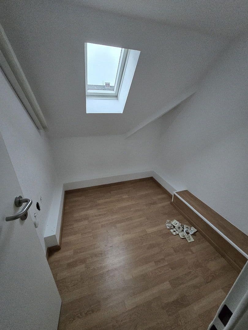 Prenájom bytu 4-izbový 103 m², Martinstraße 100, Mönchengladbach, Severné Porýnie - Westfálsko Prenájom bytu 4-izbový 103 m², Martinstraße 100, Mönchengladbach, Severné Porýnie - Westfálsko