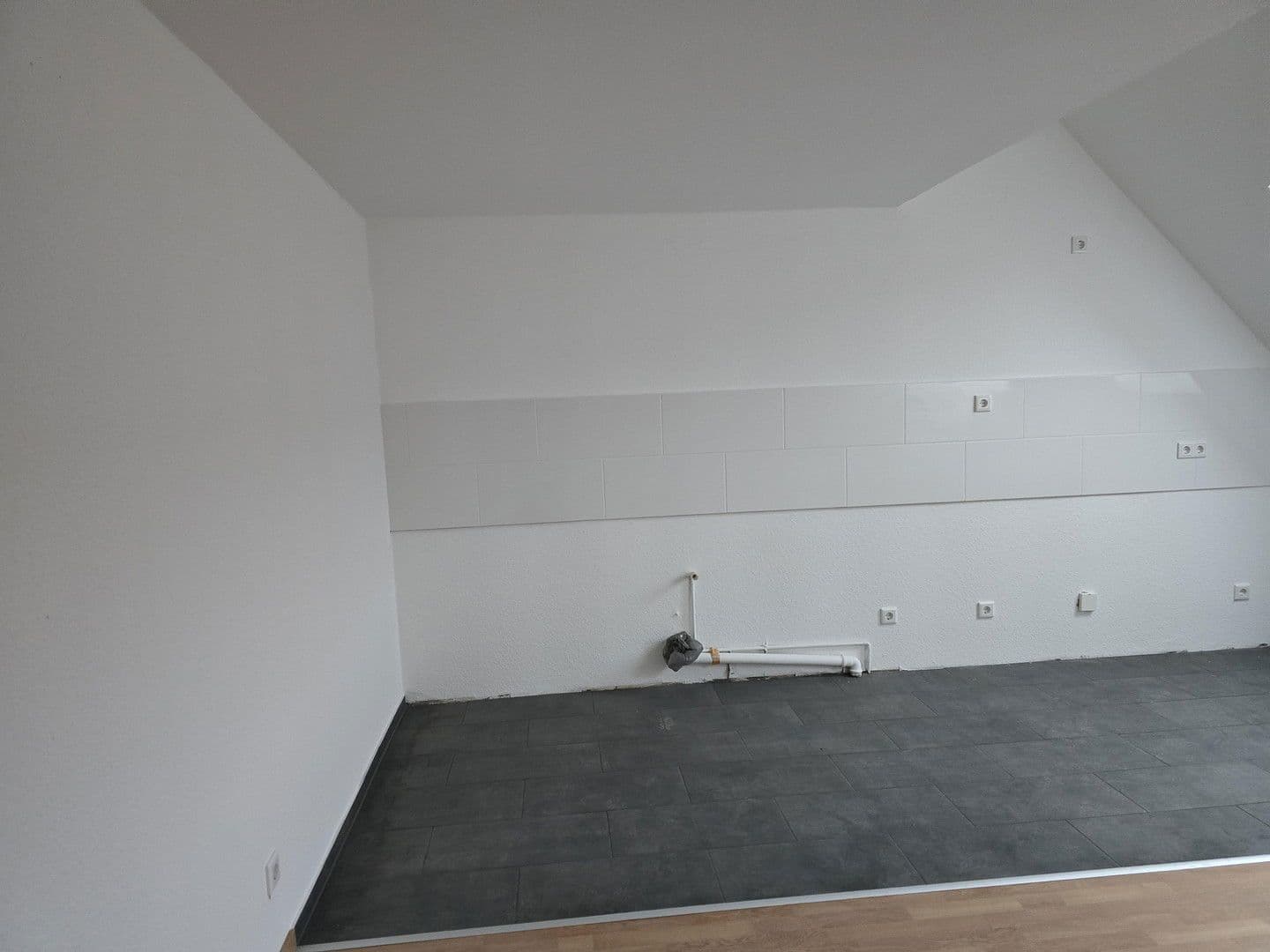 Prenájom bytu 4-izbový 103 m², Martinstraße 100, Mönchengladbach, Severné Porýnie - Westfálsko Prenájom bytu 4-izbový 103 m², Martinstraße 100, Mönchengladbach, Severné Porýnie - Westfálsko