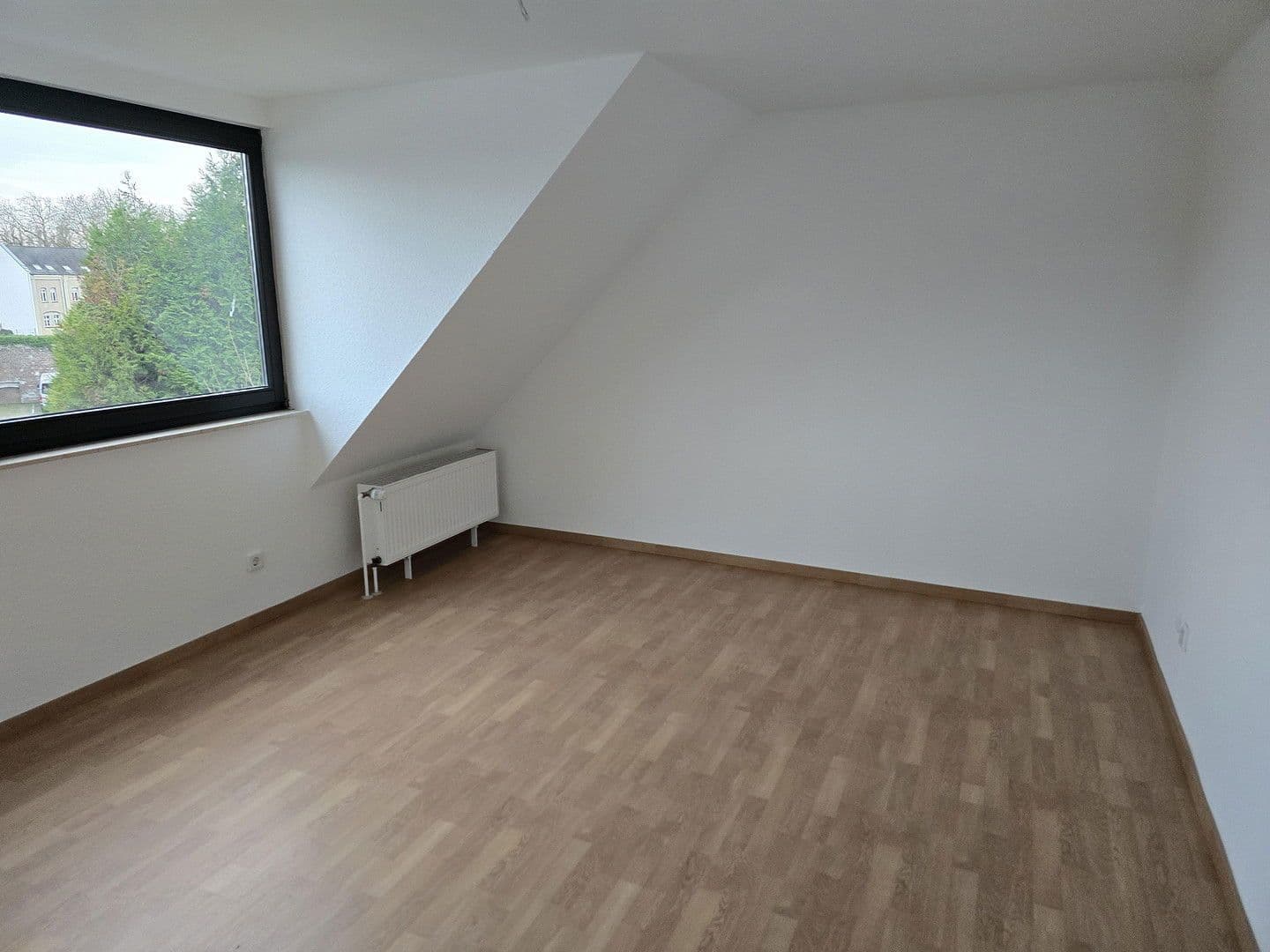 Prenájom bytu 4-izbový 103 m², Martinstraße 100, Mönchengladbach, Severné Porýnie - Westfálsko Prenájom bytu 4-izbový 103 m², Martinstraße 100, Mönchengladbach, Severné Porýnie - Westfálsko