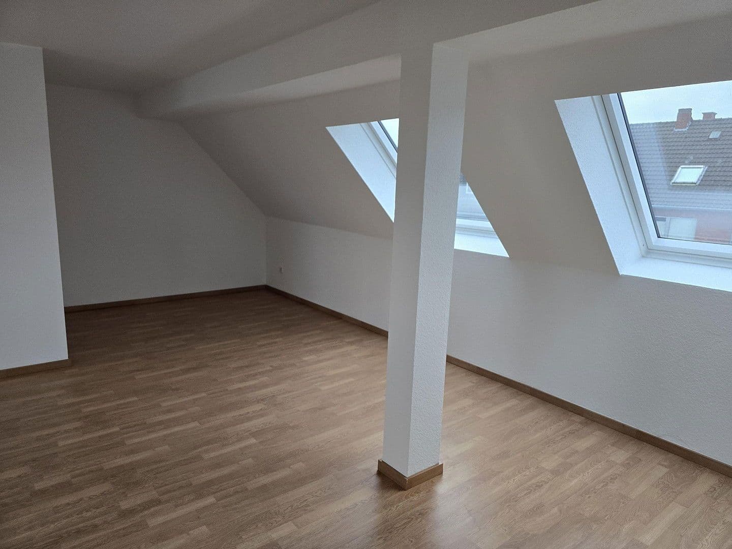 Prenájom bytu 4-izbový 103 m², Martinstraße 100, Mönchengladbach, Severné Porýnie - Westfálsko Prenájom bytu 4-izbový 103 m², Martinstraße 100, Mönchengladbach, Severné Porýnie - Westfálsko