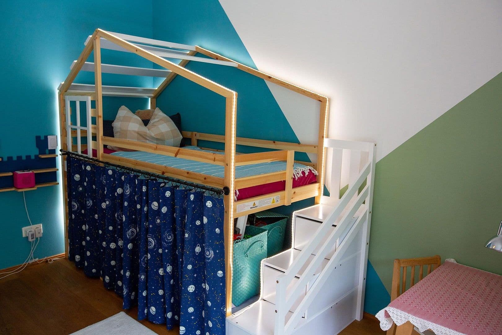 Prenájom domu 174 m², pozemek 500 m², Wörthsee, Bavorsko Prenájom domu 174 m², pozemek 500 m², Wörthsee, Bavorsko