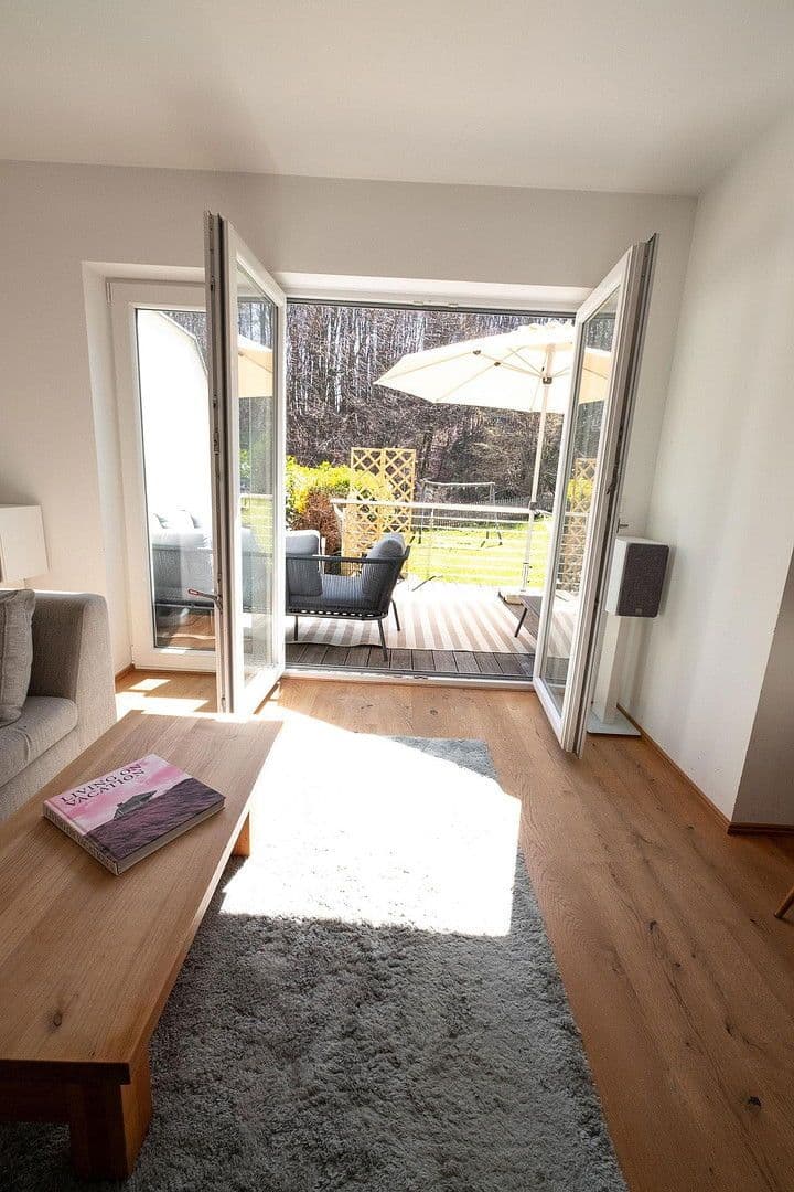 Prenájom domu 174 m², pozemek 500 m², Wörthsee, Bavorsko Prenájom domu 174 m², pozemek 500 m², Wörthsee, Bavorsko