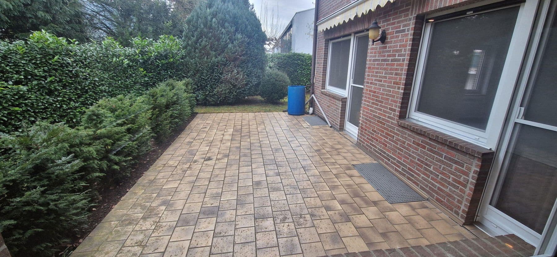 Prenájom bytu 3-izbový 112 m², Rielasingen-Worblingen, Bádensko-Wurttembersko Prenájom bytu 3-izbový 112 m², Rielasingen-Worblingen, Bádensko-Wurttembersko