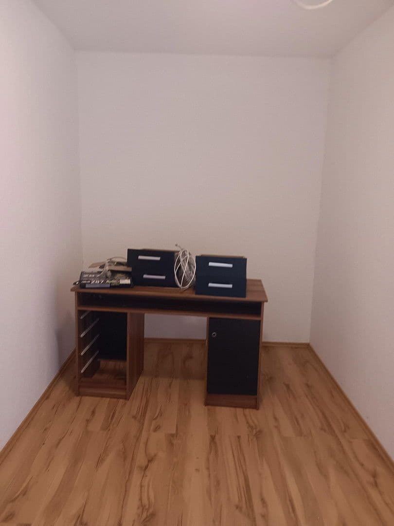 Predaj domu 180 m², pozemek 600 m², Am Pfaffenbusch 4, Ottrau, Hesensko Predaj domu 180 m², pozemek 600 m², Am Pfaffenbusch 4, Ottrau, Hesensko