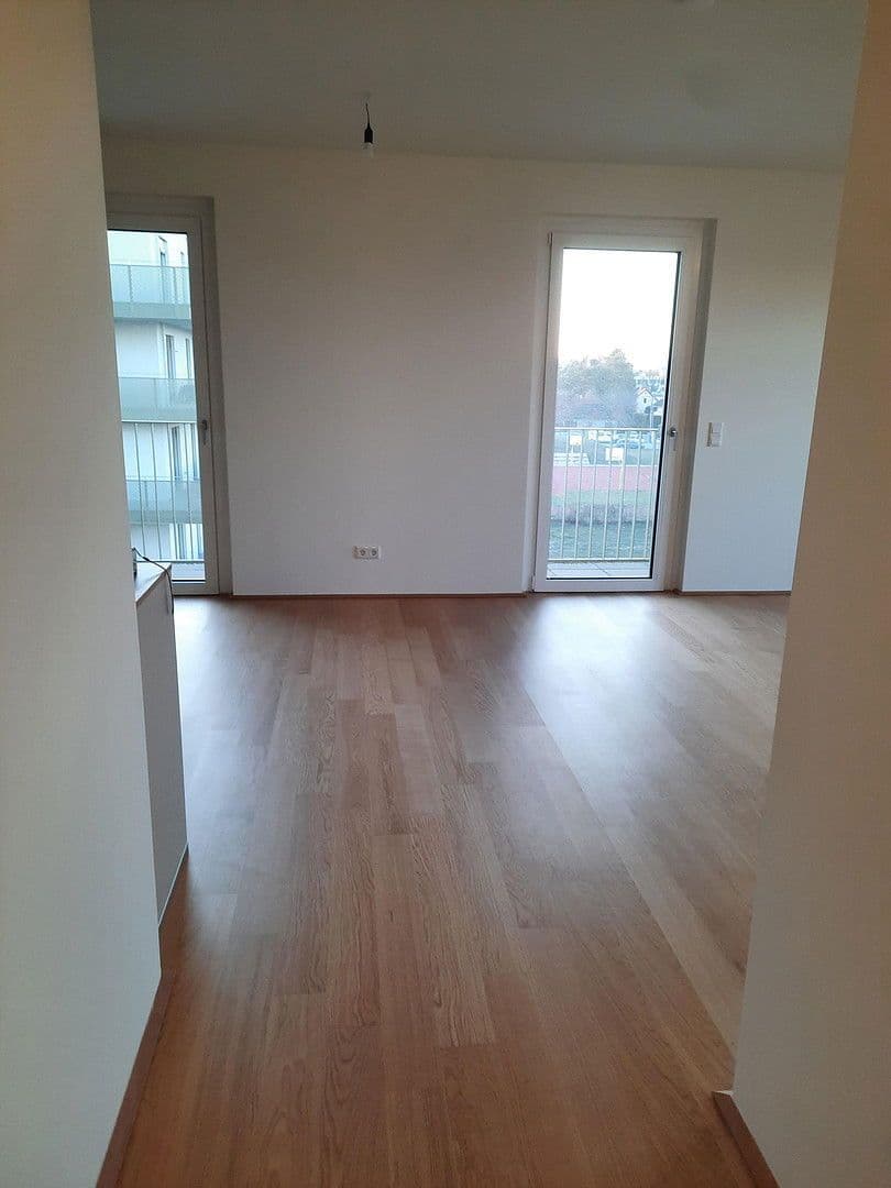 Prenájom bytu 3-izbový 74 m², Gerasdorfer Straße 105, Stiege 4, Wien, Viedeň Prenájom bytu 3-izbový 74 m², Gerasdorfer Straße 105, Stiege 4, Wien, Viedeň
