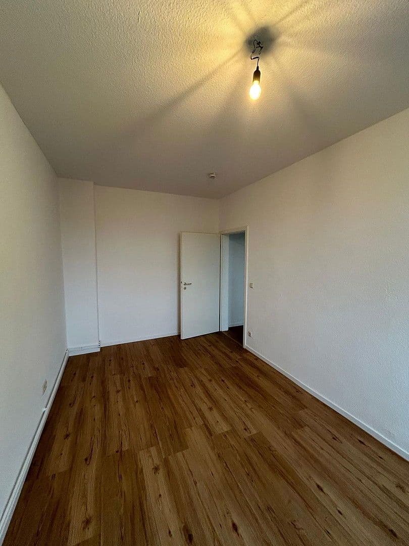 Prenájom bytu 2-izbový 49 m², Magdeburg, Sasko-Anhaltsko Prenájom bytu 2-izbový 49 m², Magdeburg, Sasko-Anhaltsko
