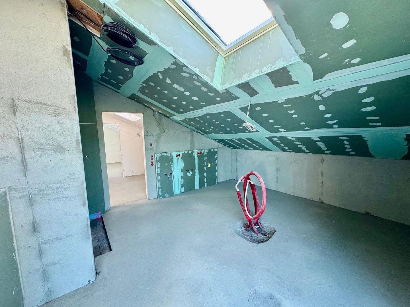 Predaj domu 341 m², pozemek 741 m², Rödermark, Hesensko Predaj domu 341 m², pozemek 741 m², Rödermark, Hesensko