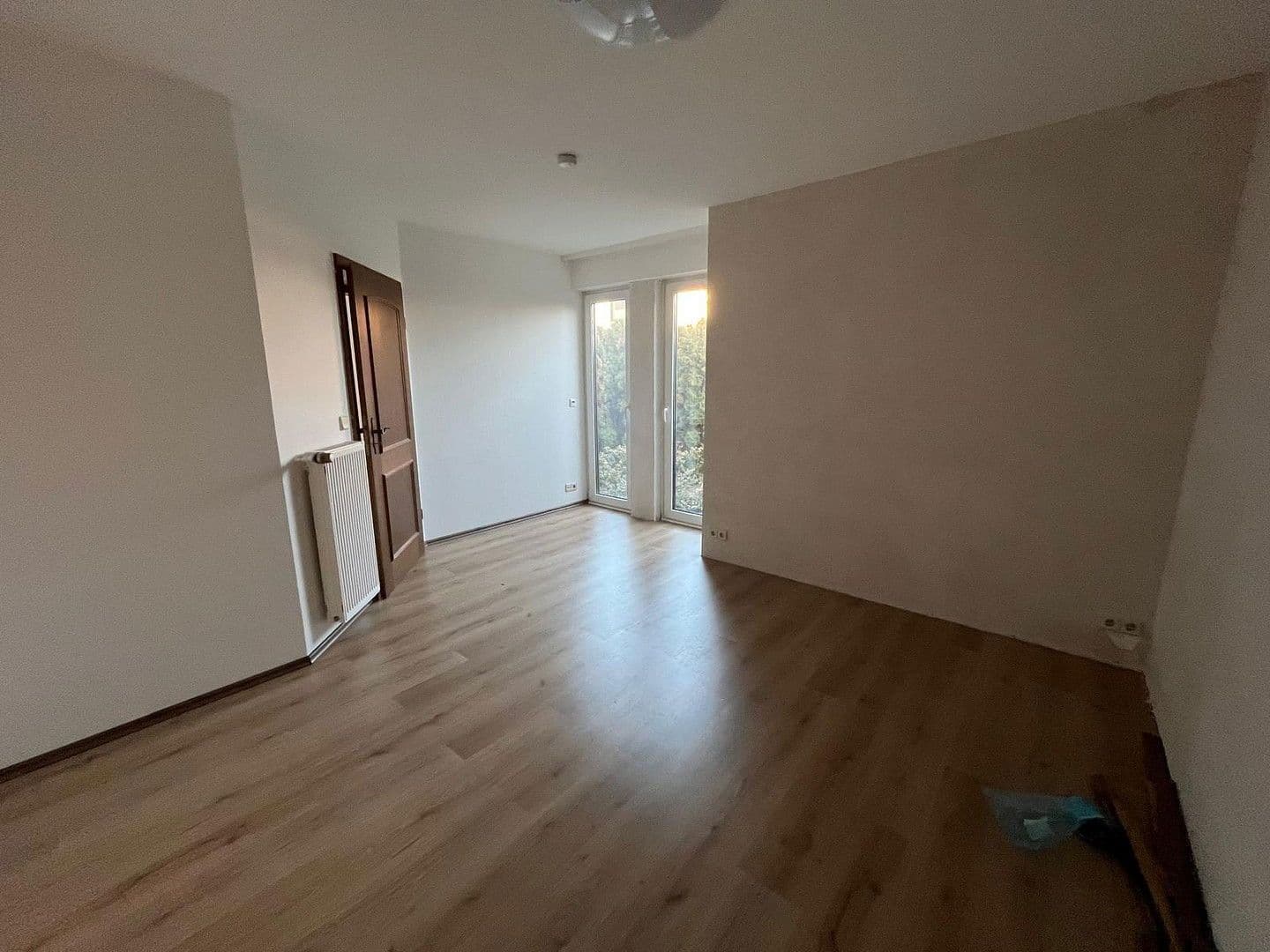 Predaj domu 230 m², pozemek 454 m², Odenwaldstr. 13, Obertshausen, Hesensko Predaj domu 230 m², pozemek 454 m², Odenwaldstr. 13, Obertshausen, Hesensko