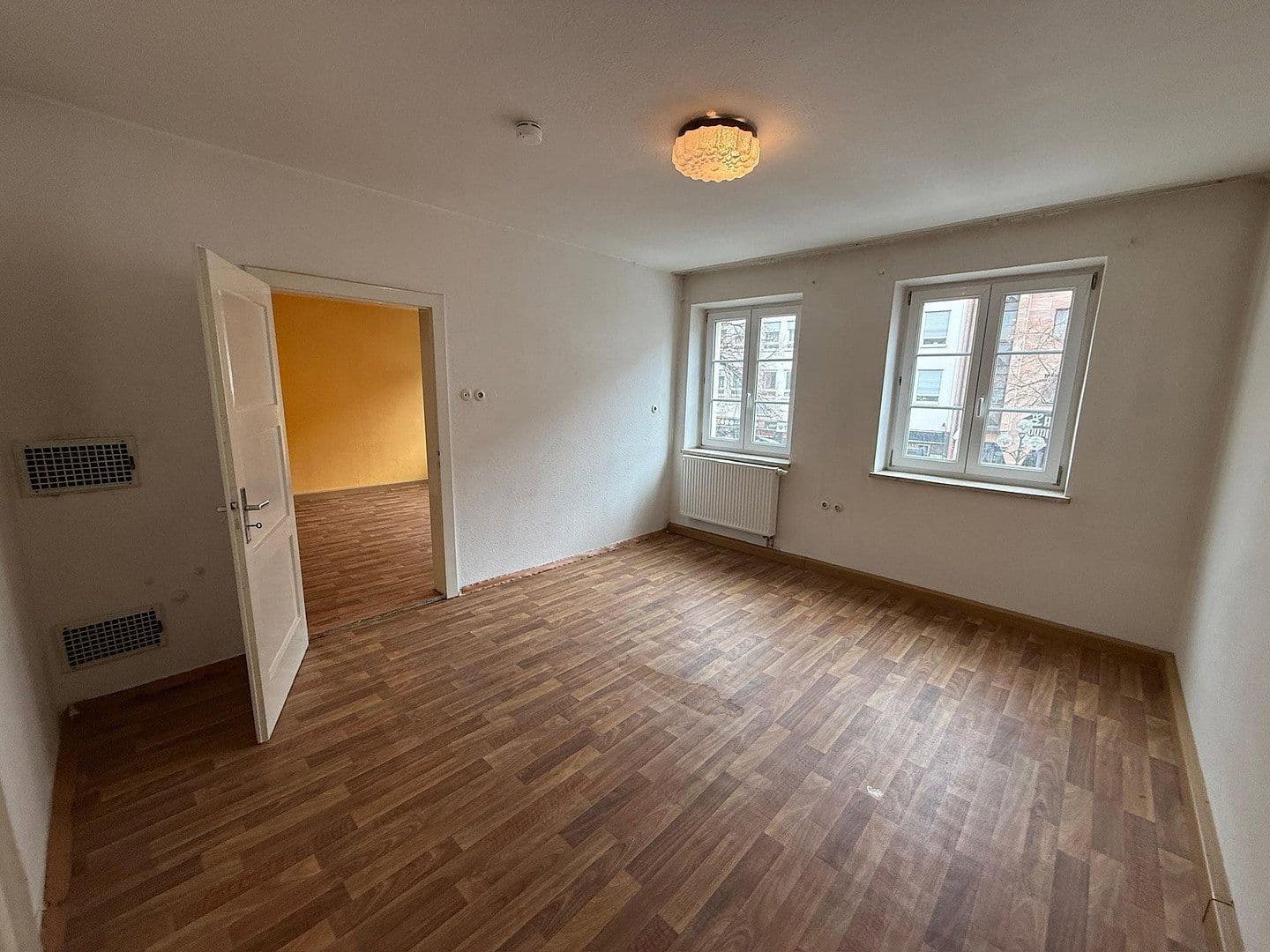 Prenájom bytu 2-izbový 62 m², Ludwigstr.48, Nürnberg, Bavorsko Prenájom bytu 2-izbový 62 m², Ludwigstr.48, Nürnberg, Bavorsko