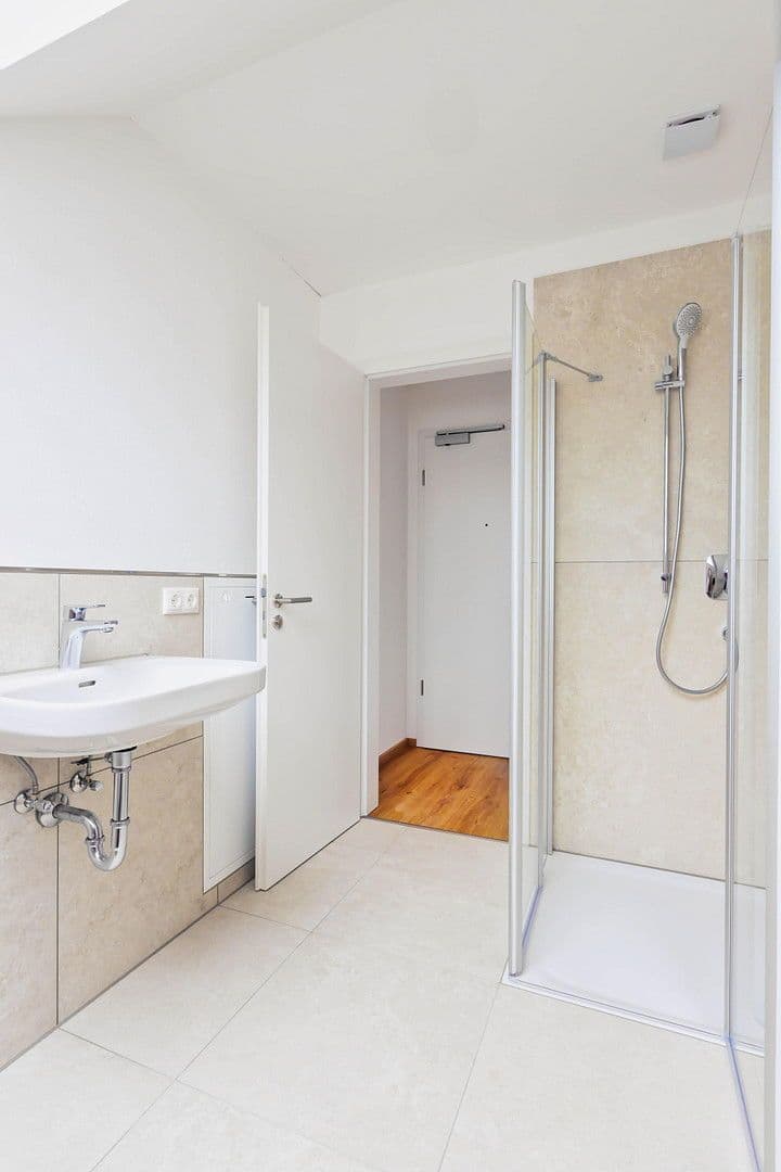 Prenájom bytu 3-izbový 60 m², St.-Moritz-Str. 2, Buchloe, Bavorsko Prenájom bytu 3-izbový 60 m², St.-Moritz-Str. 2, Buchloe, Bavorsko