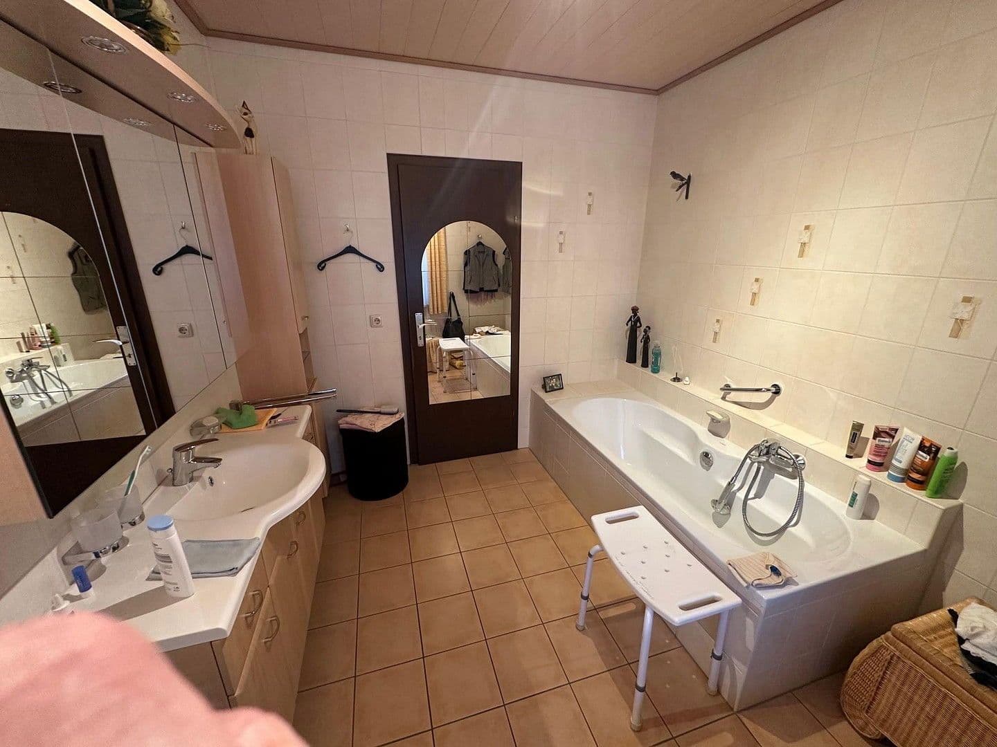 Prenájom domu 196 m², pozemek 770 m², Solms, Hesensko Prenájom domu 196 m², pozemek 770 m², Solms, Hesensko