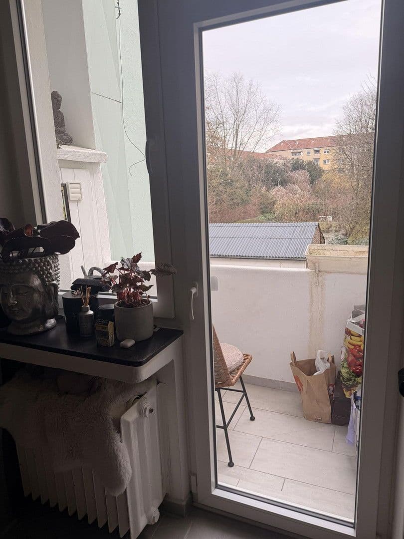 Prenájom bytu 2-izbový 60 m², Roßststraße 87, Düsseldorf, Severné Porýnie - Westfálsko Prenájom bytu 2-izbový 60 m², Roßststraße 87, Düsseldorf, Severné Porýnie - Westfálsko