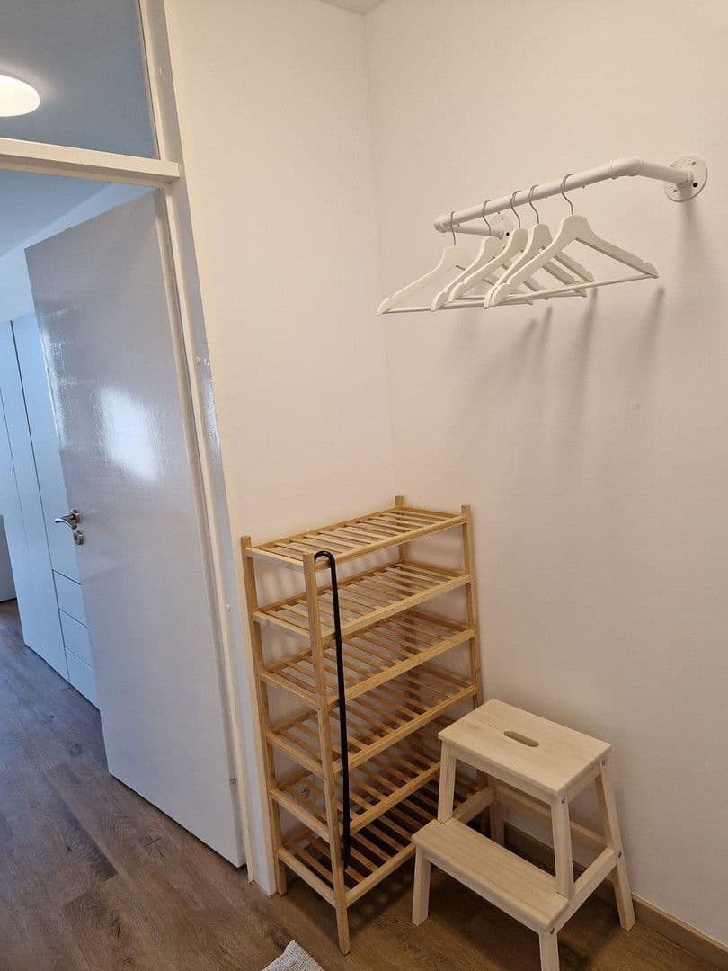 Prenájom bytu 1-izbový 32 m², Frankfurt am Main, Hesensko Prenájom bytu 1-izbový 32 m², Frankfurt am Main, Hesensko