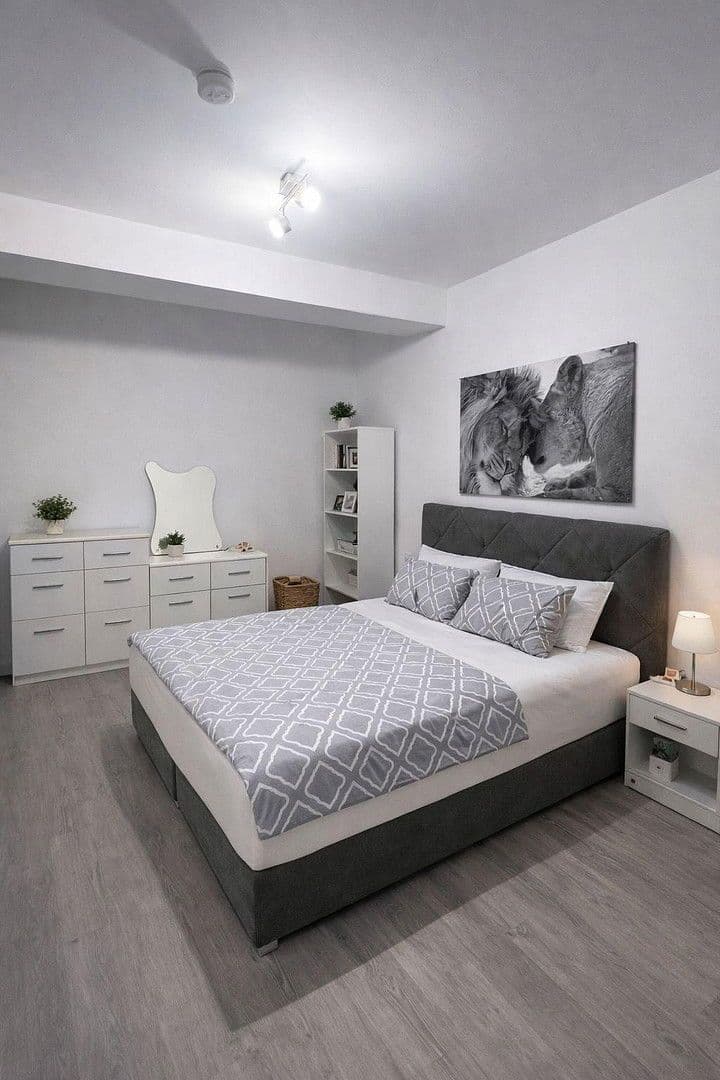 Prenájom bytu 2-izbový 104 m², Weinsteige 10, Bad Mergentheim, Bádensko-Wurttembersko Prenájom bytu 2-izbový 104 m², Weinsteige 10, Bad Mergentheim, Bádensko-Wurttembersko