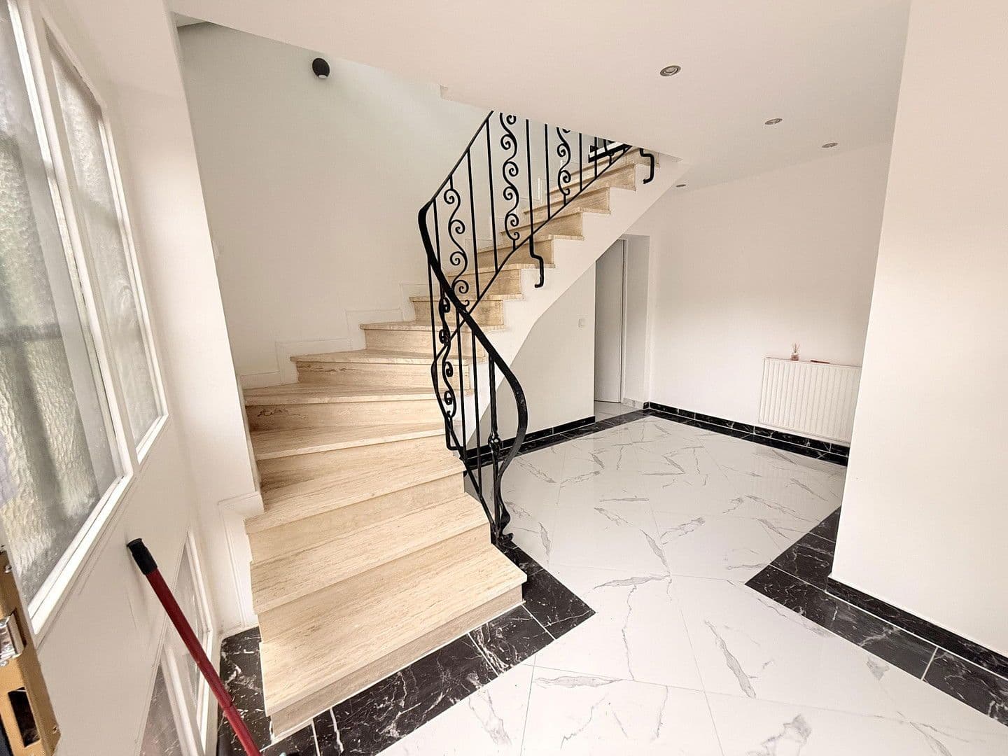 Predaj domu 240 m², pozemek 840 m², Oelmühler Straße 15, Hagen, Severné Porýnie - Westfálsko Predaj domu 240 m², pozemek 840 m², Oelmühler Straße 15, Hagen, Severné Porýnie - Westfálsko