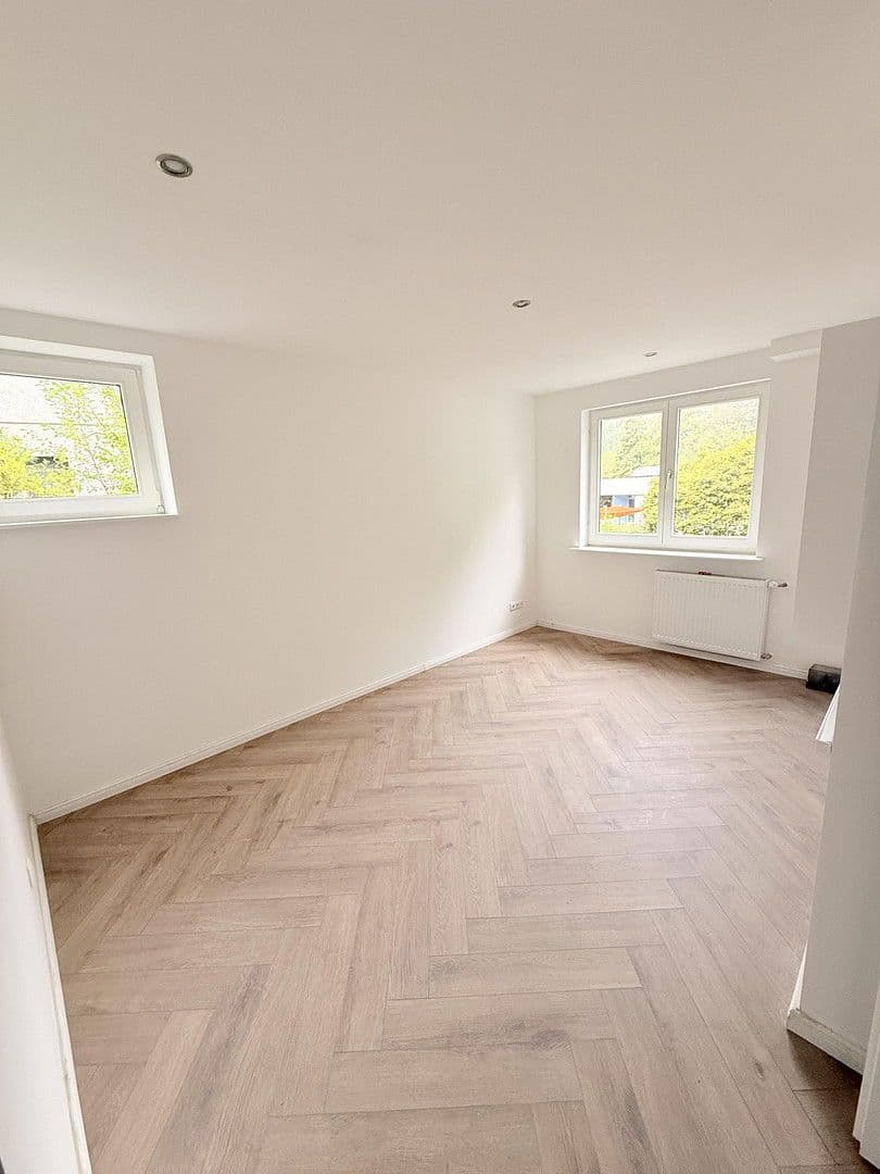 Predaj domu 240 m², pozemek 840 m², Oelmühler Straße 15, Hagen, Severné Porýnie - Westfálsko Predaj domu 240 m², pozemek 840 m², Oelmühler Straße 15, Hagen, Severné Porýnie - Westfálsko