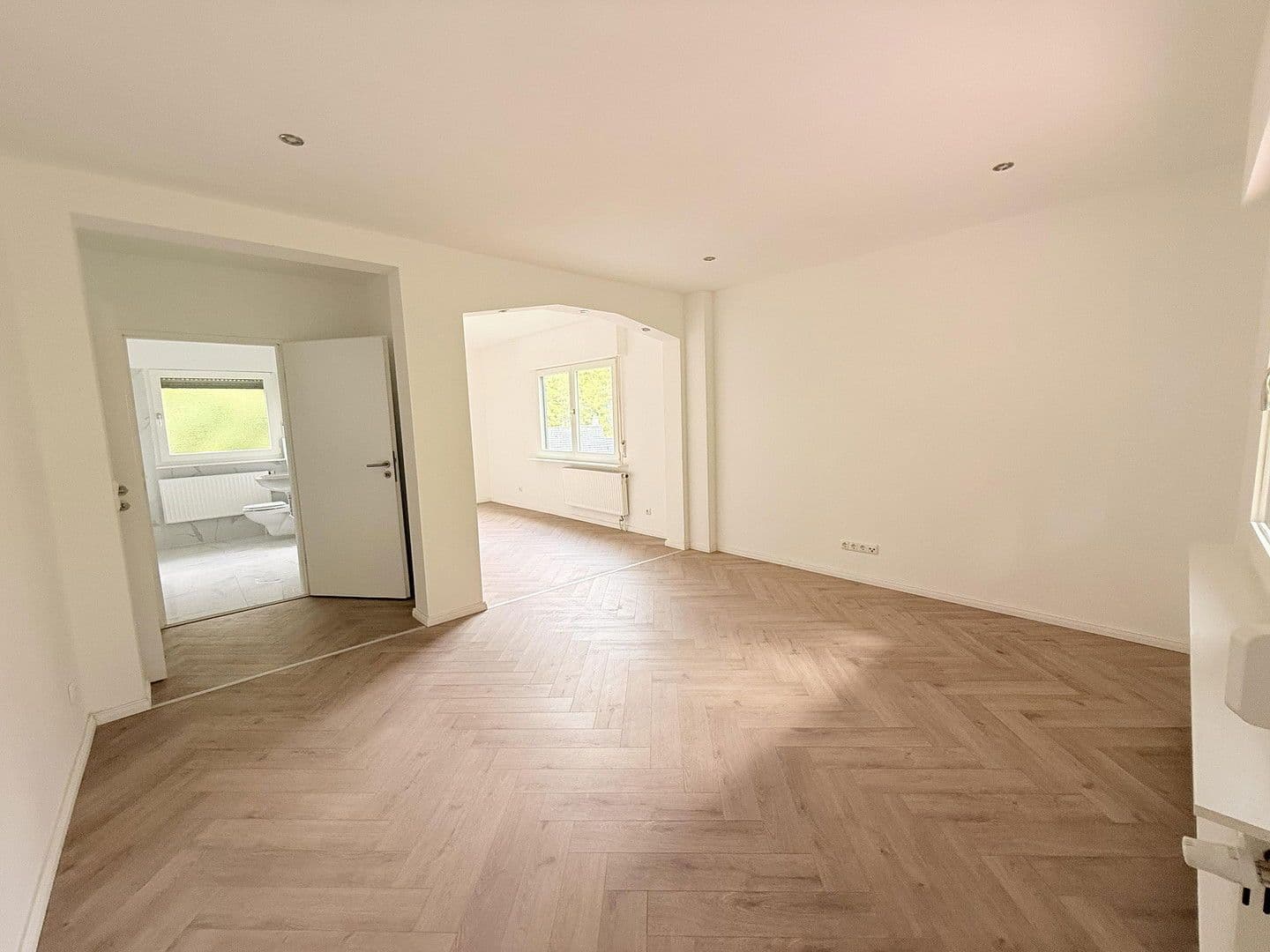 Predaj domu 240 m², pozemek 840 m², Oelmühler Straße 15, Hagen, Severné Porýnie - Westfálsko Predaj domu 240 m², pozemek 840 m², Oelmühler Straße 15, Hagen, Severné Porýnie - Westfálsko