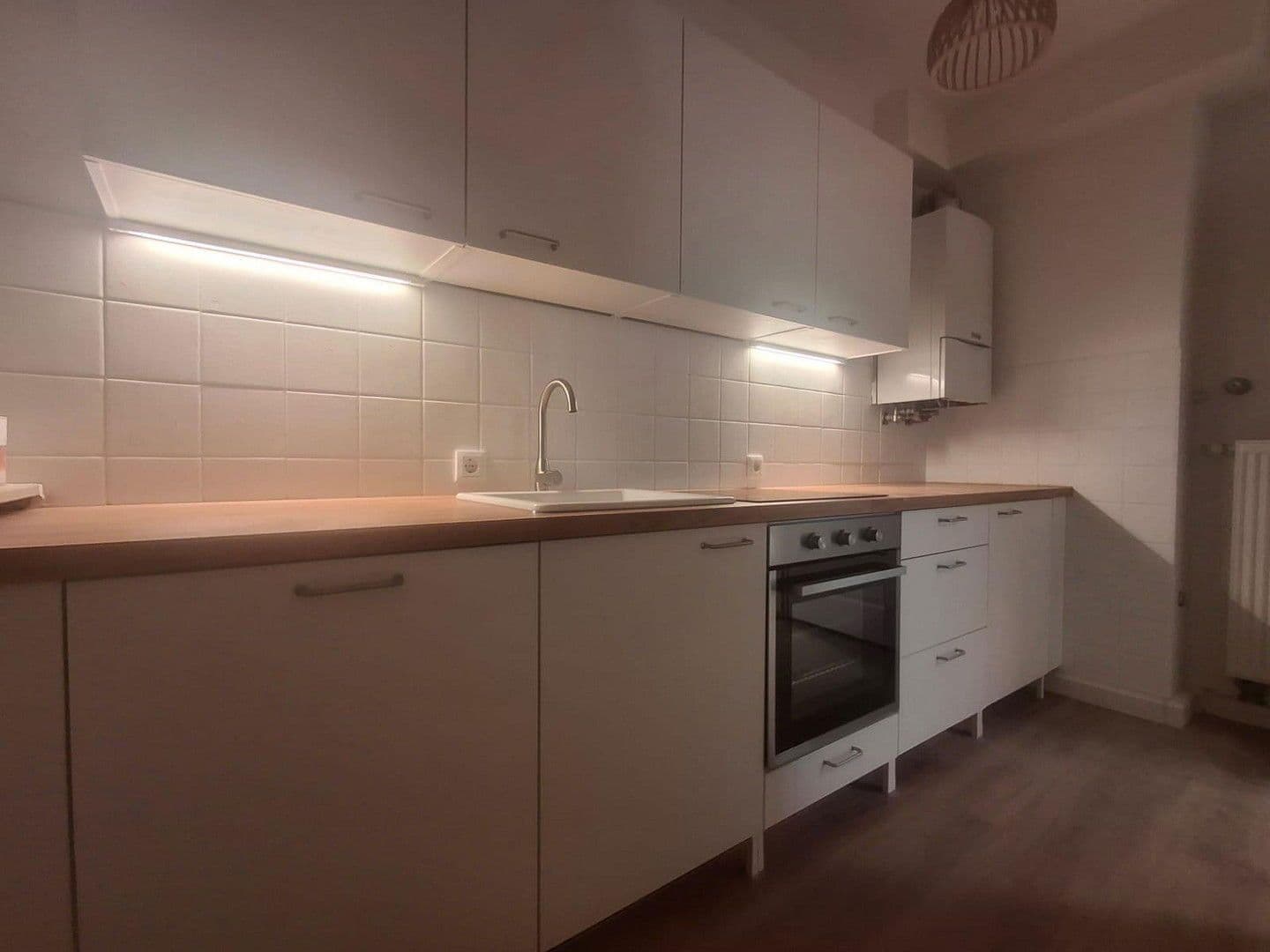 Prenájom bytu 15 m², Rollnerstraße 40, Nürnberg, Bavorsko Prenájom bytu 15 m², Rollnerstraße 40, Nürnberg, Bavorsko