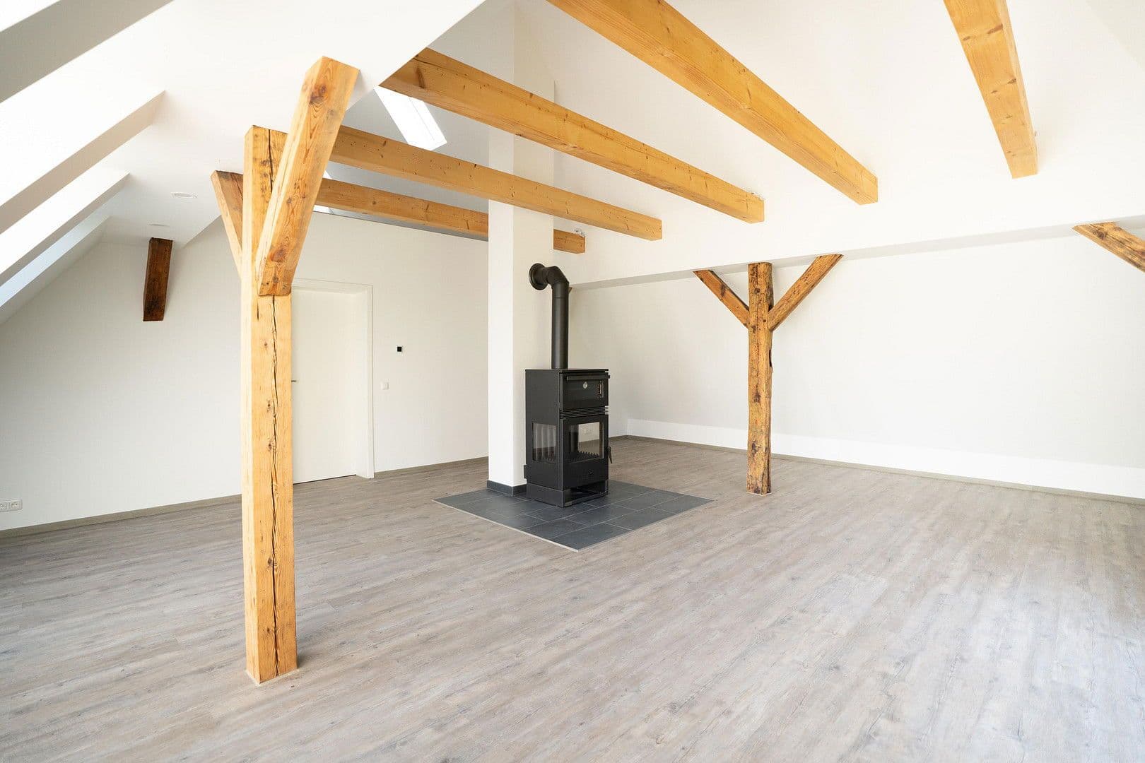 Predaj domu 238 m², pozemek 1.866 m², Zerbst/Anhalt, Sasko-Anhaltsko Predaj domu 238 m², pozemek 1.866 m², Zerbst/Anhalt, Sasko-Anhaltsko