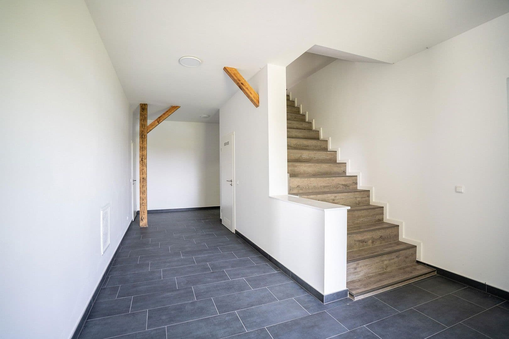 Predaj domu 238 m², pozemek 1.866 m², Zerbst/Anhalt, Sasko-Anhaltsko Predaj domu 238 m², pozemek 1.866 m², Zerbst/Anhalt, Sasko-Anhaltsko