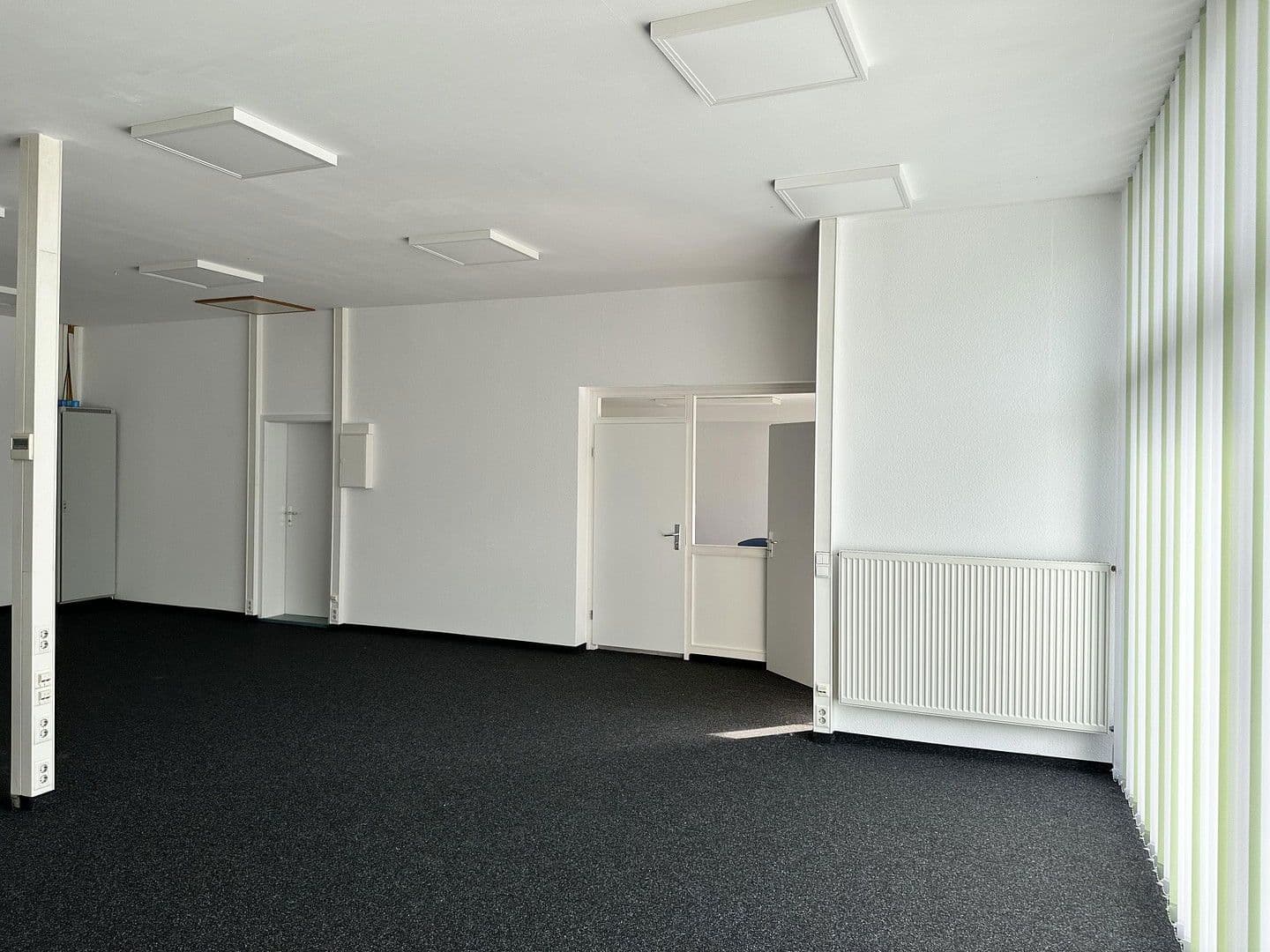 Prenájom nebytového priestoru 588 m², Mühllach 11, Röthenbach an der Pegnitz, Bavorsko Prenájom nebytového priestoru 588 m², Mühllach 11, Röthenbach an der Pegnitz, Bavorsko