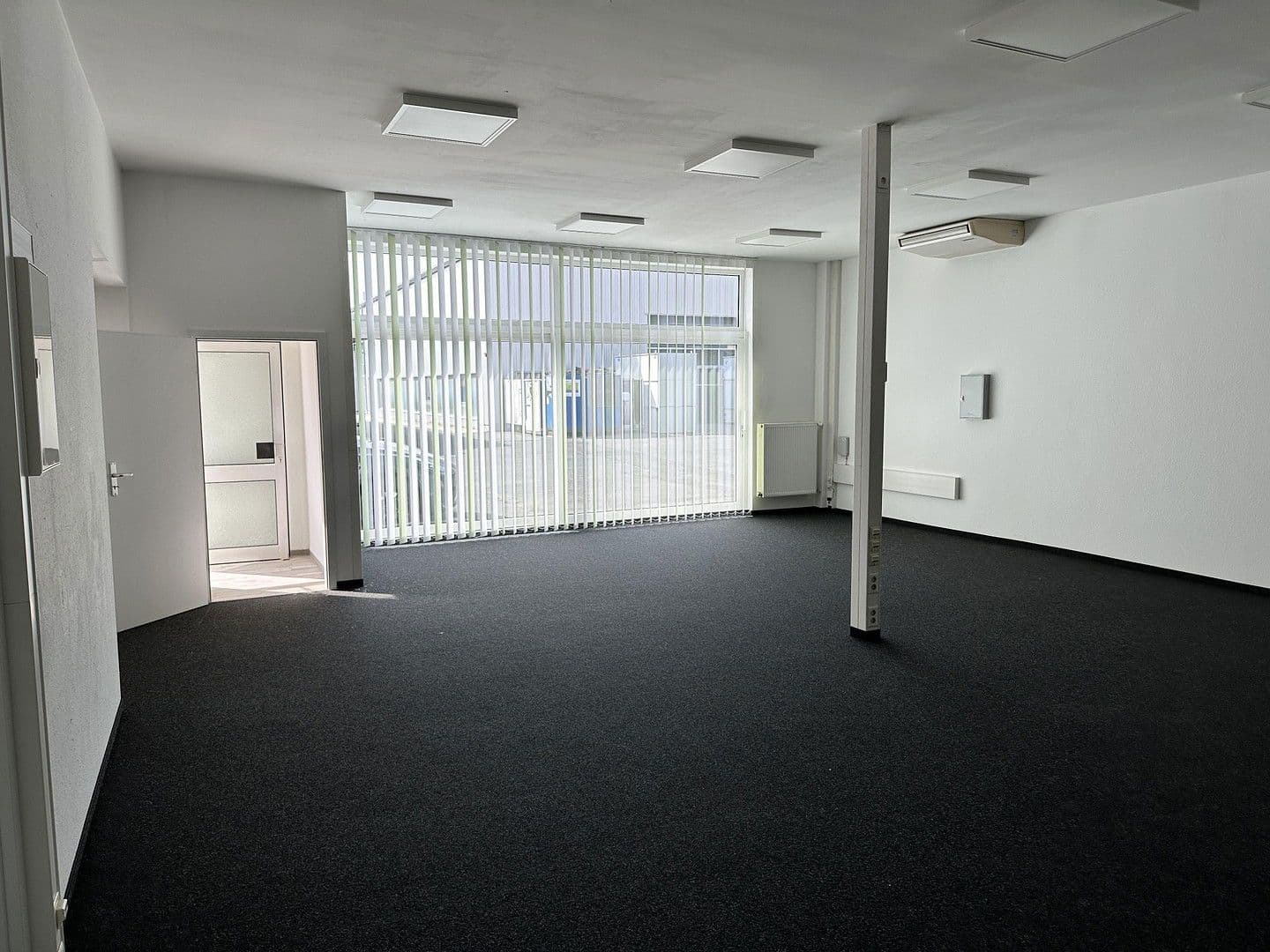 Prenájom nebytového priestoru 588 m², Mühllach 11, Röthenbach an der Pegnitz, Bavorsko Prenájom nebytového priestoru 588 m², Mühllach 11, Röthenbach an der Pegnitz, Bavorsko