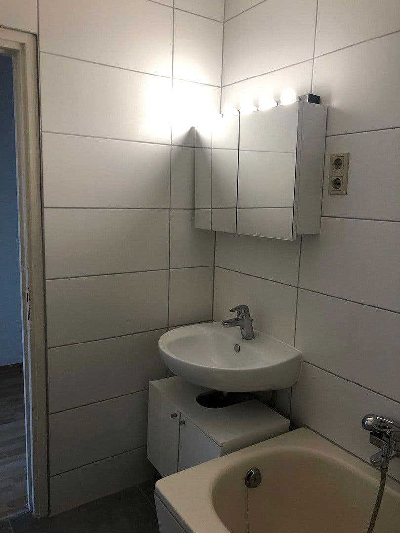 Prenájom bytu 1-izbový 36 m², Belgradstr. 66, München, Bavorsko Prenájom bytu 1-izbový 36 m², Belgradstr. 66, München, Bavorsko