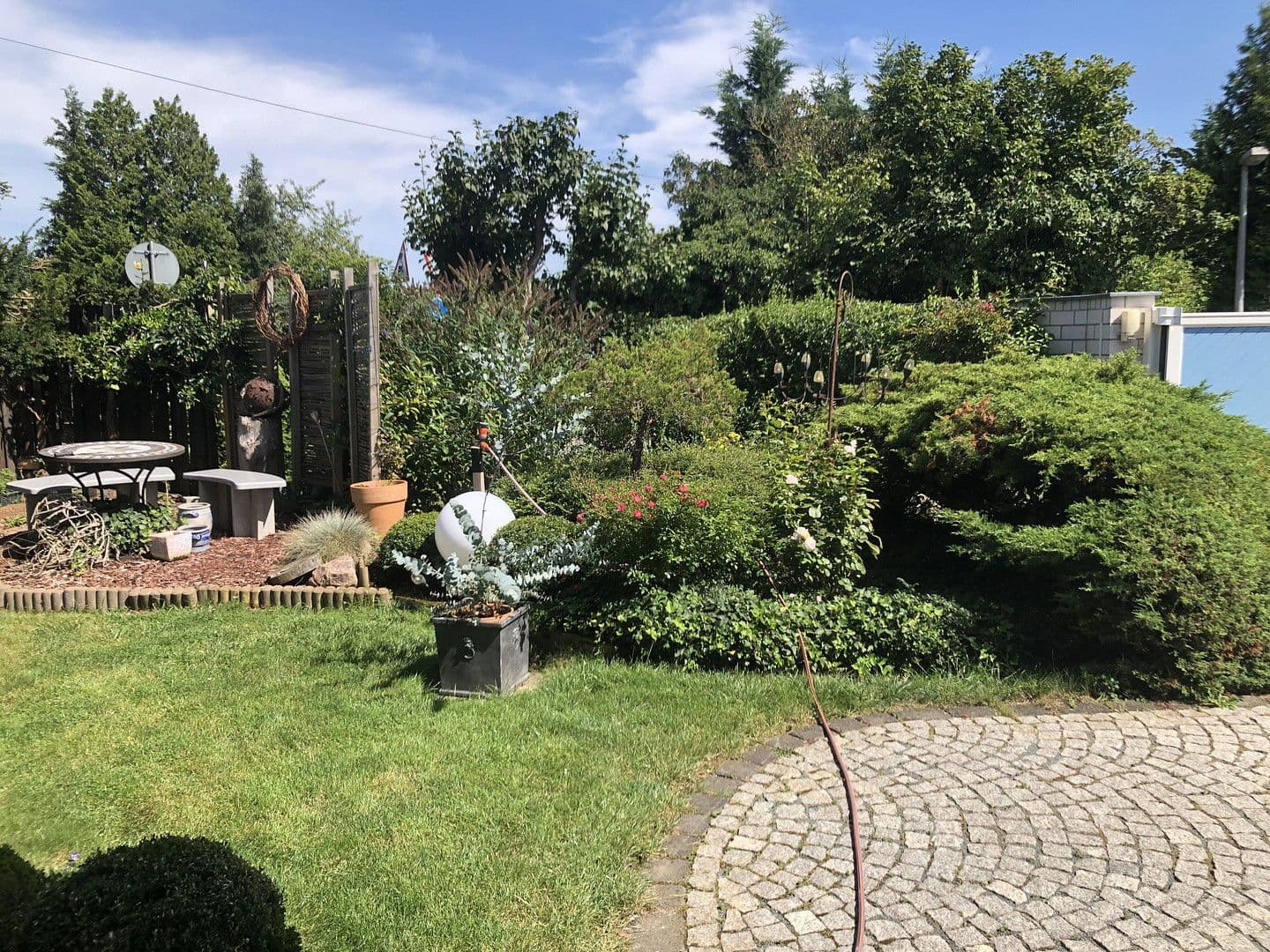 Predaj domu 204 m², pozemek 1.400 m², Leipzig, Sasko Predaj domu 204 m², pozemek 1.400 m², Leipzig, Sasko