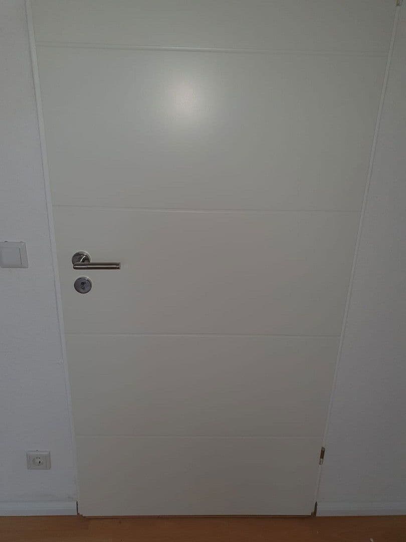 Prenájom bytu 2-izbový 92 m², Rheinstr. 16, Krefeld, Severné Porýnie - Westfálsko Prenájom bytu 2-izbový 92 m², Rheinstr. 16, Krefeld, Severné Porýnie - Westfálsko