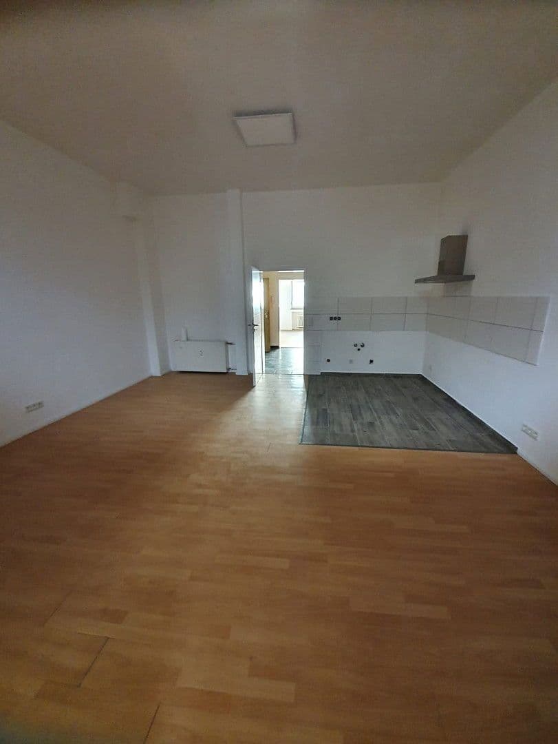 Prenájom bytu 2-izbový 92 m², Rheinstr. 16, Krefeld, Severné Porýnie - Westfálsko Prenájom bytu 2-izbový 92 m², Rheinstr. 16, Krefeld, Severné Porýnie - Westfálsko
