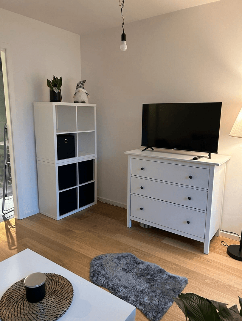 Prenájom bytu 1-izbový 23 m², Comeniusstrasse 22, Leipzig, Sasko Prenájom bytu 1-izbový 23 m², Comeniusstrasse 22, Leipzig, Sasko