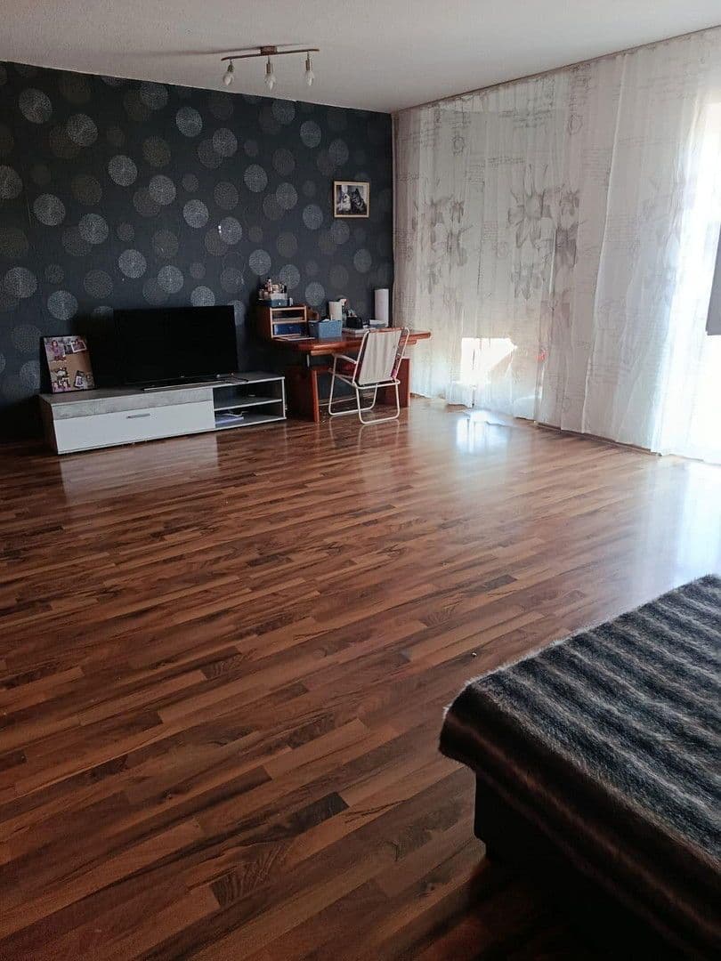 Prenájom bytu 3-izbový 95 m², Markelo Platz 7, Spelle, Dolné Sasko Prenájom bytu 3-izbový 95 m², Markelo Platz 7, Spelle, Dolné Sasko
