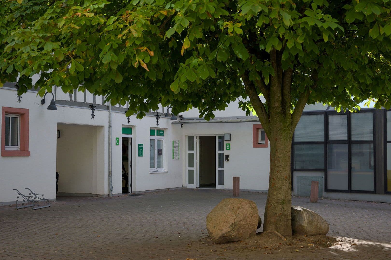 Prenájom kancelárie 71 m², Reinheim, Hesensko Prenájom kancelárie 71 m², Reinheim, Hesensko