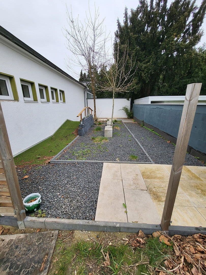 Prenájom nebytového priestoru 280 m², Viersener Straße 240, Mönchengladbach, Severné Porýnie - Westfálsko Prenájom nebytového priestoru 280 m², Viersener Straße 240, Mönchengladbach, Severné Porýnie - Westfálsko