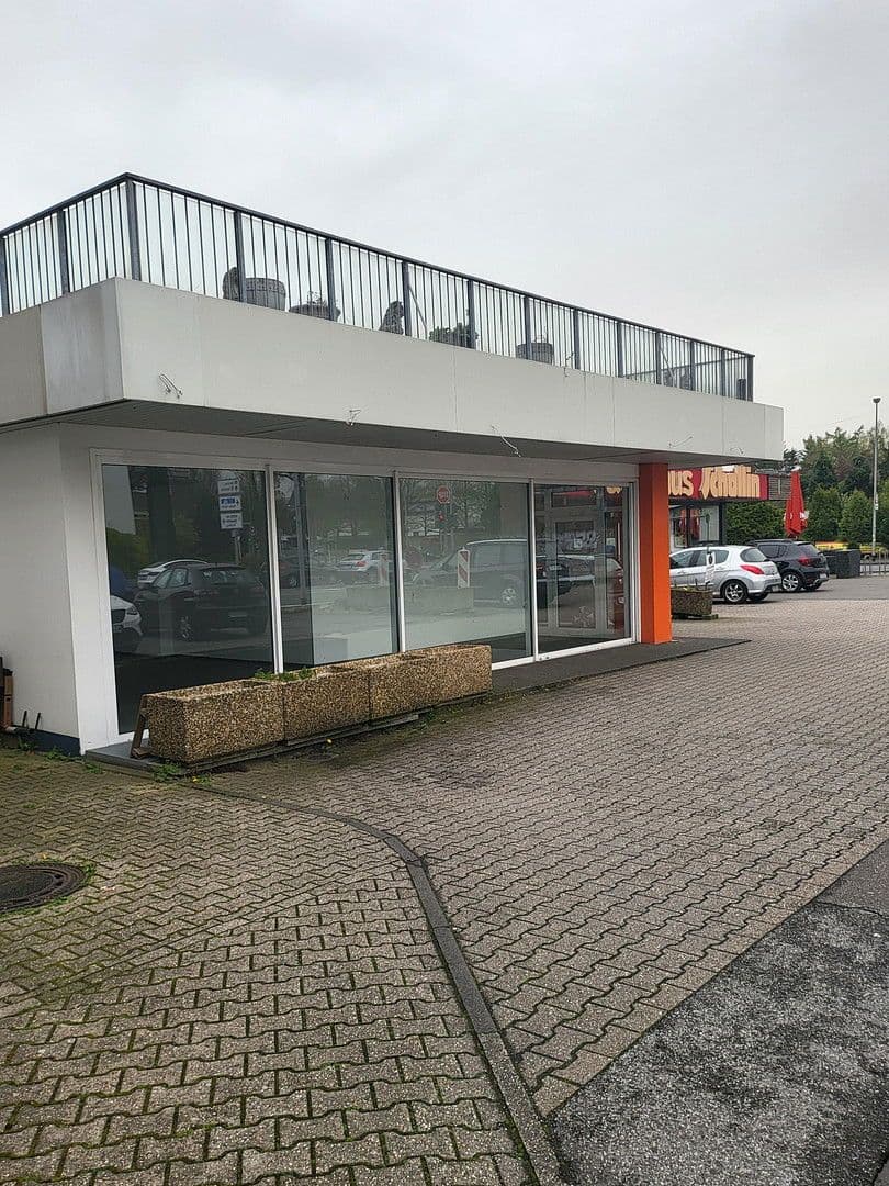 Prenájom nebytového priestoru 280 m², Viersener Straße 240, Mönchengladbach, Severné Porýnie - Westfálsko Prenájom nebytového priestoru 280 m², Viersener Straße 240, Mönchengladbach, Severné Porýnie - Westfálsko