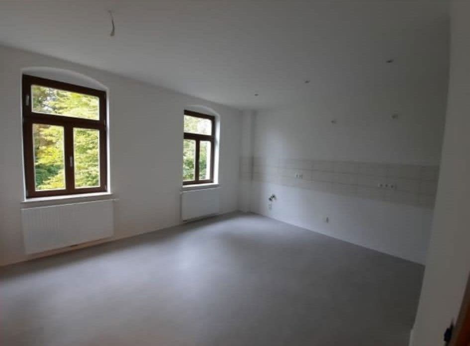 Prenájom bytu 4-izbový 116 m², August-Bebel-Straße 41, Oppach, Sasko Prenájom bytu 4-izbový 116 m², August-Bebel-Straße 41, Oppach, Sasko