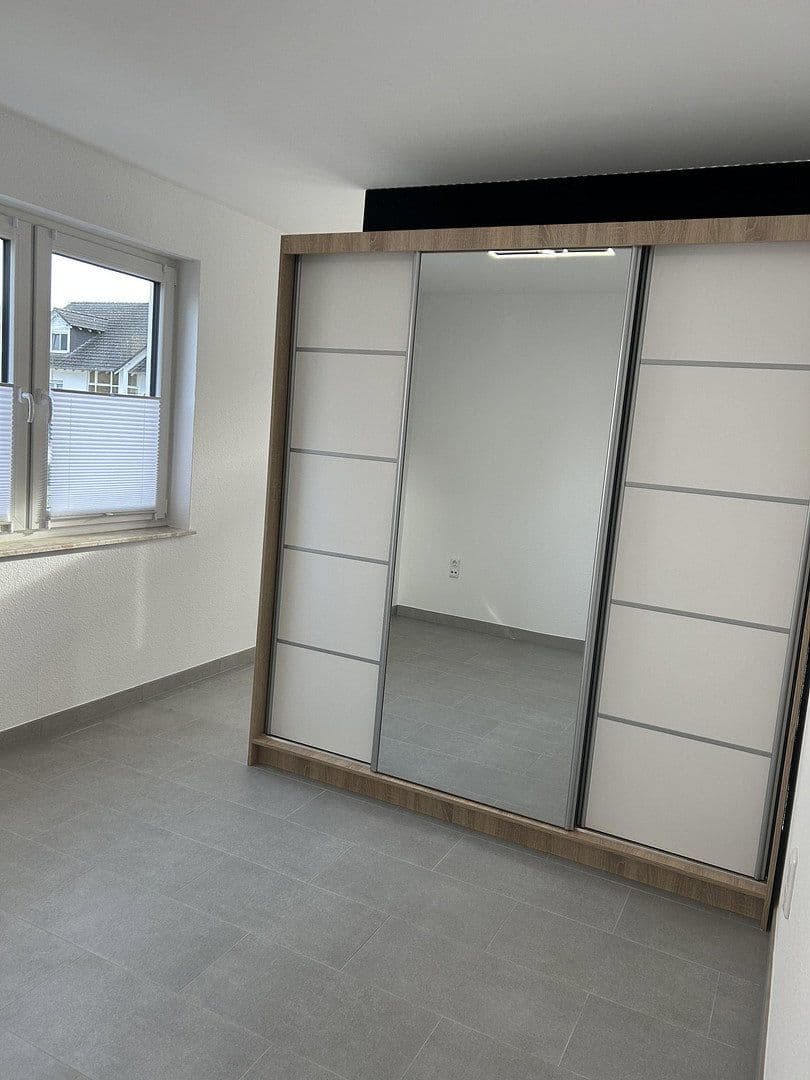 Prenájom bytu 1-izbový 56 m², Wiesweg 8, Eltville am Rhein, Hesensko Prenájom bytu 1-izbový 56 m², Wiesweg 8, Eltville am Rhein, Hesensko