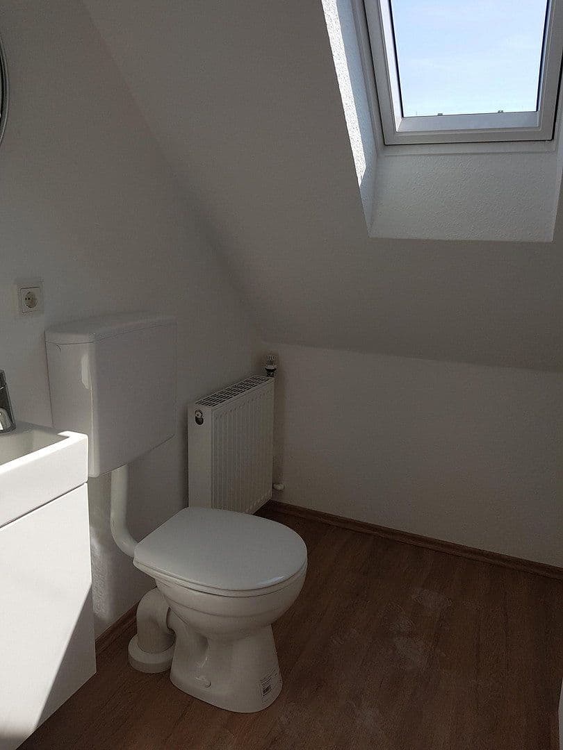 Prenájom bytu 3-izbový 75 m², Neunkirchen, Sársko Prenájom bytu 3-izbový 75 m², Neunkirchen, Sársko