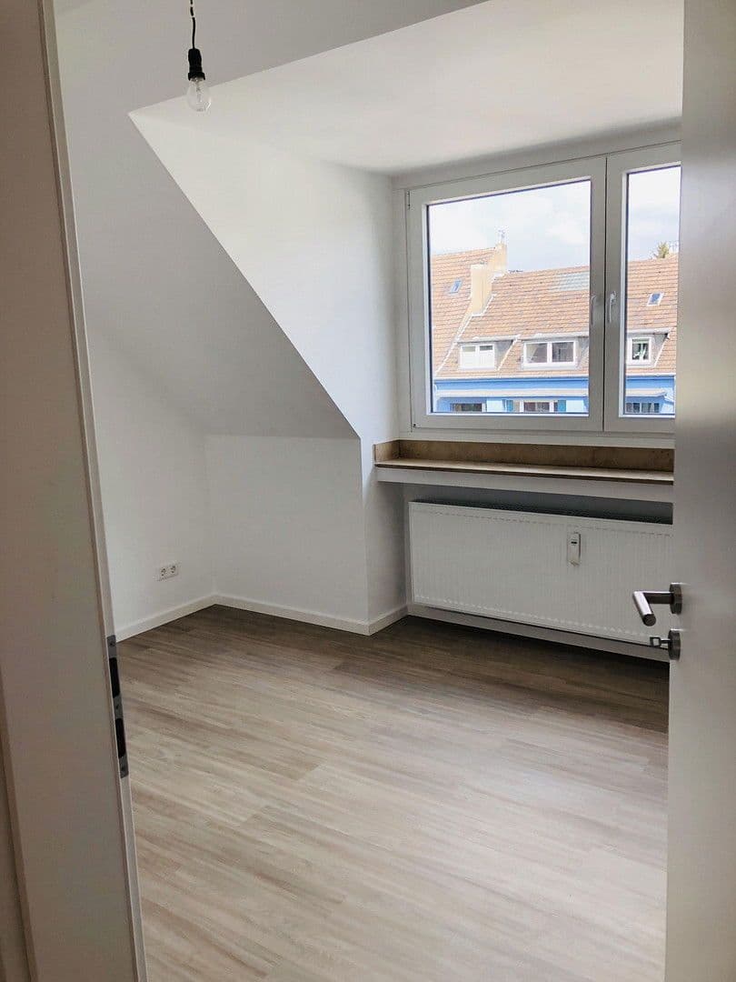 Prenájom bytu 2-izbový 58 m², Vautierstr. 77, Düsseldorf, Severné Porýnie - Westfálsko Prenájom bytu 2-izbový 58 m², Vautierstr. 77, Düsseldorf, Severné Porýnie - Westfálsko