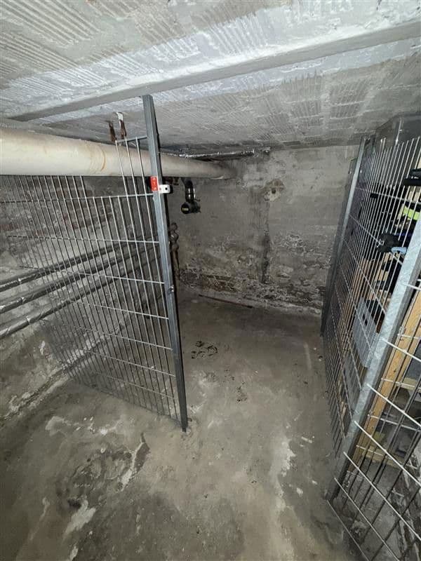 Prenájom bytu 4-izbový 103 m², Magdalenenstraße 21, Berlin, Berlín Prenájom bytu 4-izbový 103 m², Magdalenenstraße 21, Berlin, Berlín