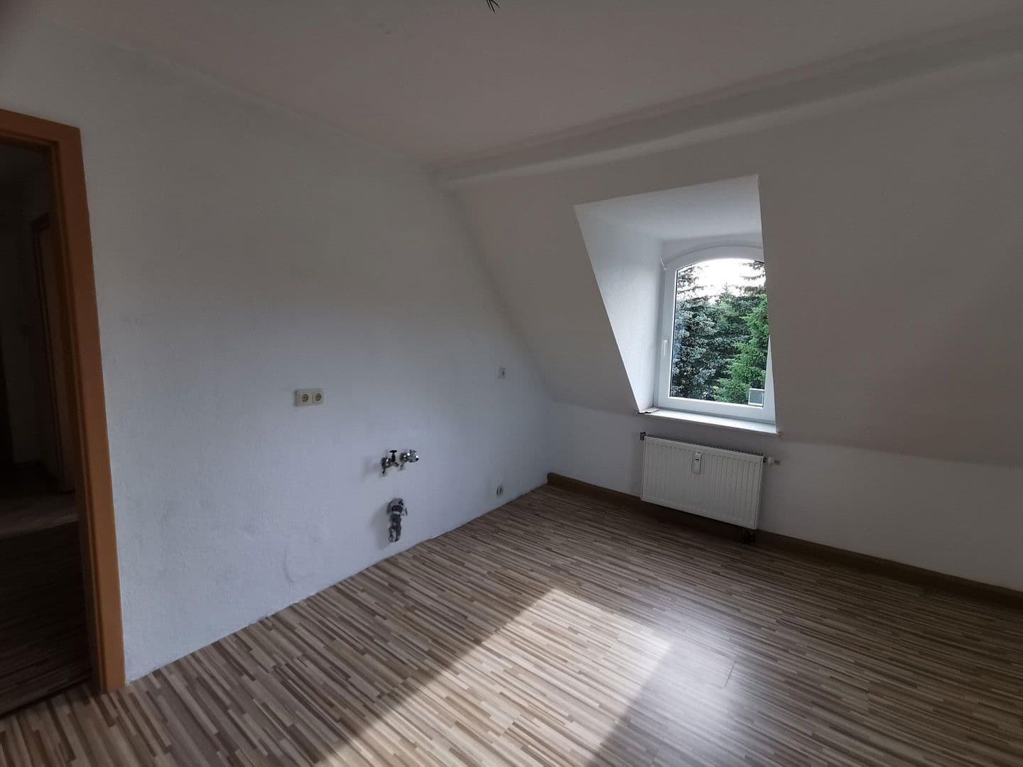 Prenájom bytu 2-izbový 52 m², Teuchern, Sasko-Anhaltsko Prenájom bytu 2-izbový 52 m², Teuchern, Sasko-Anhaltsko