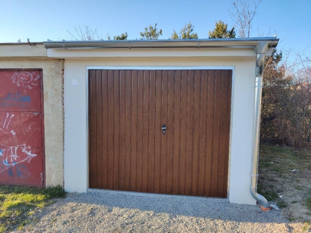 Predaj garáže 19 m², Dlouhá, Šlapanice, Jihomoravský kraj Predaj garáže 19 m², Dlouhá, Šlapanice, Jihomoravský kraj