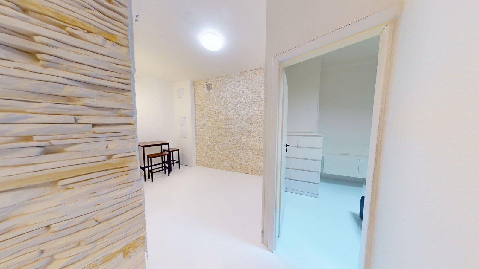 Prenájom bytu 2-izbový 56 m², Krakovská, Praha, Praha Prenájom bytu 2-izbový 56 m², Krakovská, Praha, Praha