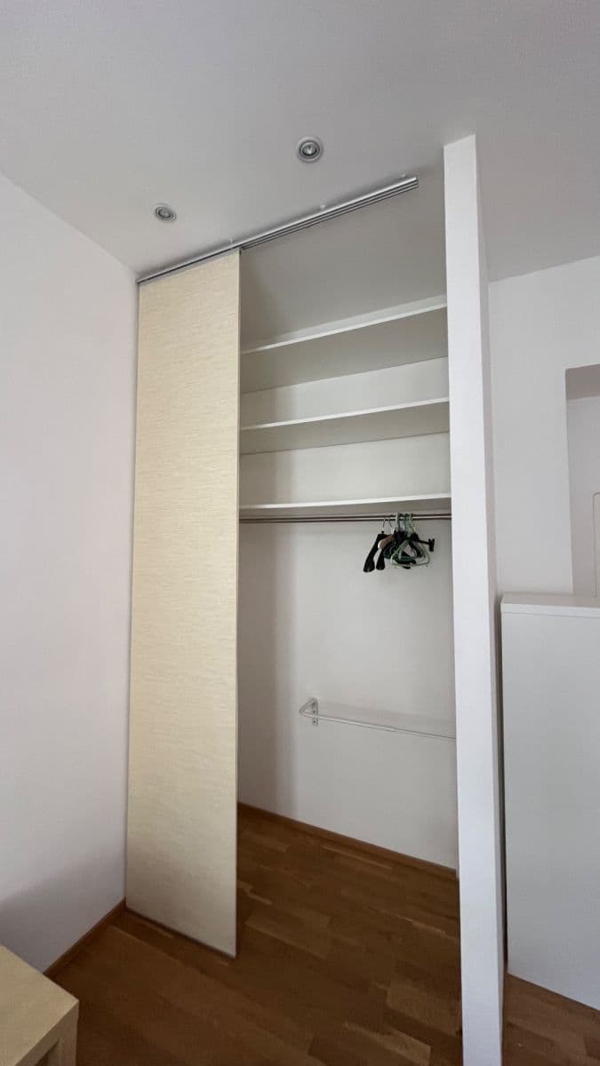 Prenájom bytu 2-izbový 48 m², Mexická, Praha, Praha Prenájom bytu 2-izbový 48 m², Mexická, Praha, Praha