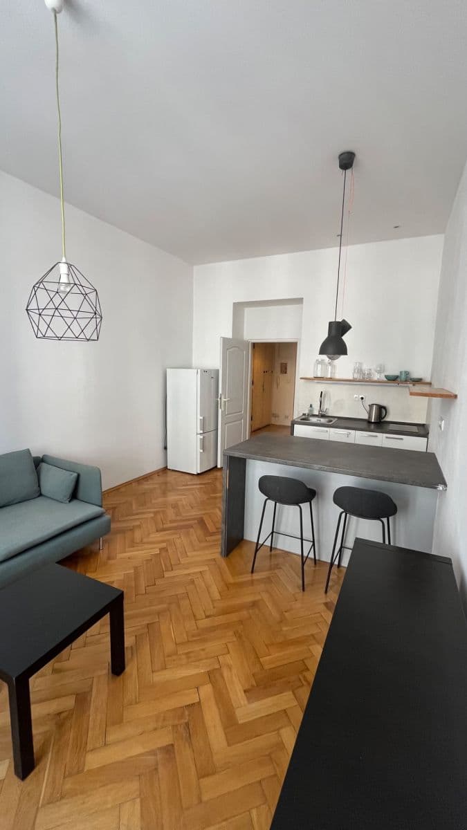 Prenájom bytu 2-izbový 48 m², Mexická, Praha, Praha Prenájom bytu 2-izbový 48 m², Mexická, Praha, Praha